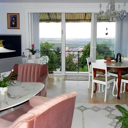 Tulipan Panorama Apartman Pecs Exterior photo