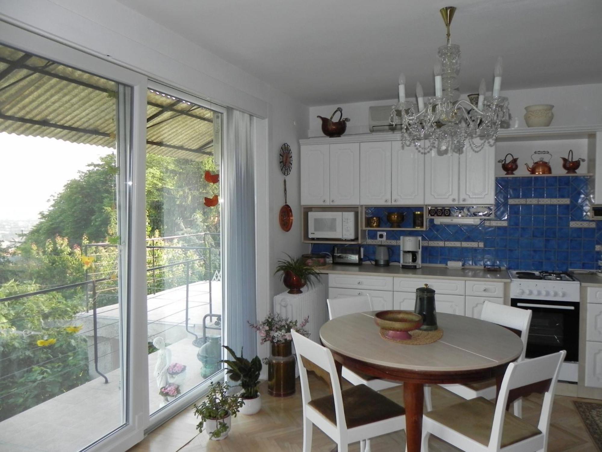 Tulipan Panorama Apartment Pécs